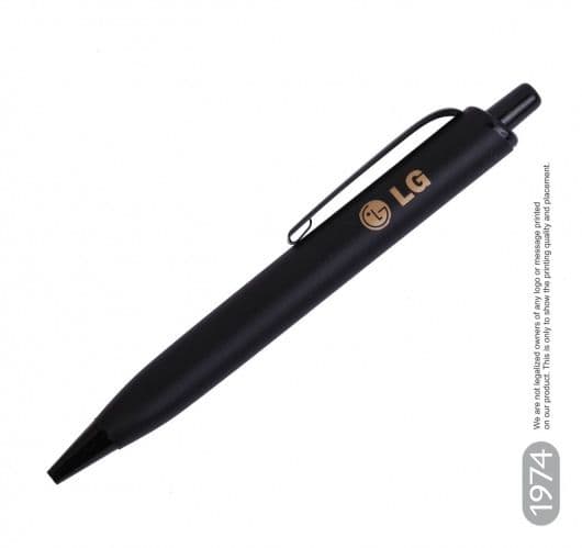 Oval Full Black Pen